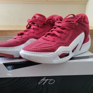 Jordan Tatum 1 TB